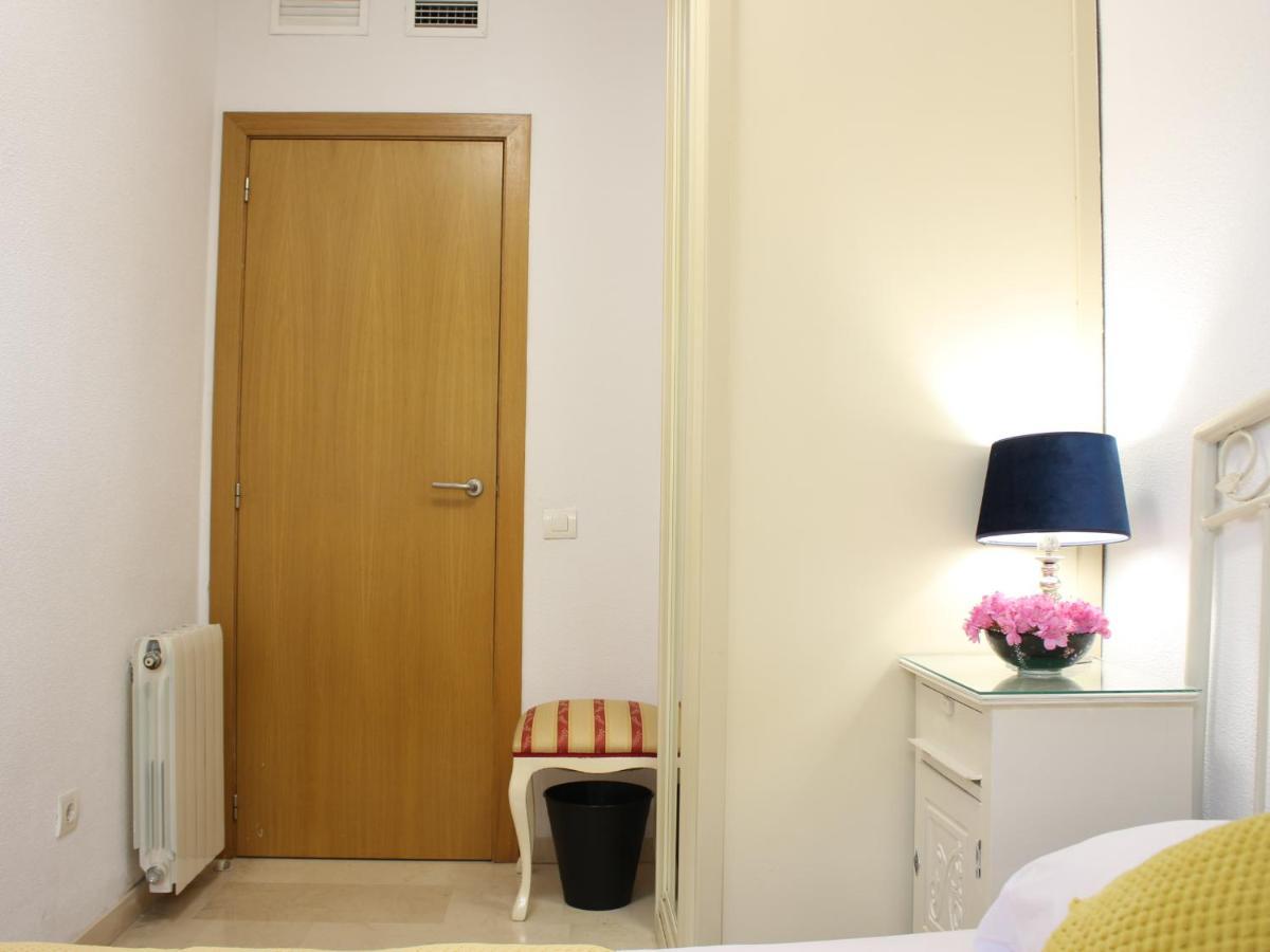 ☆The Peaceful Valencia Homestay☆ W/ Terrace⌘Parking⌘Bbq מראה חיצוני תמונה