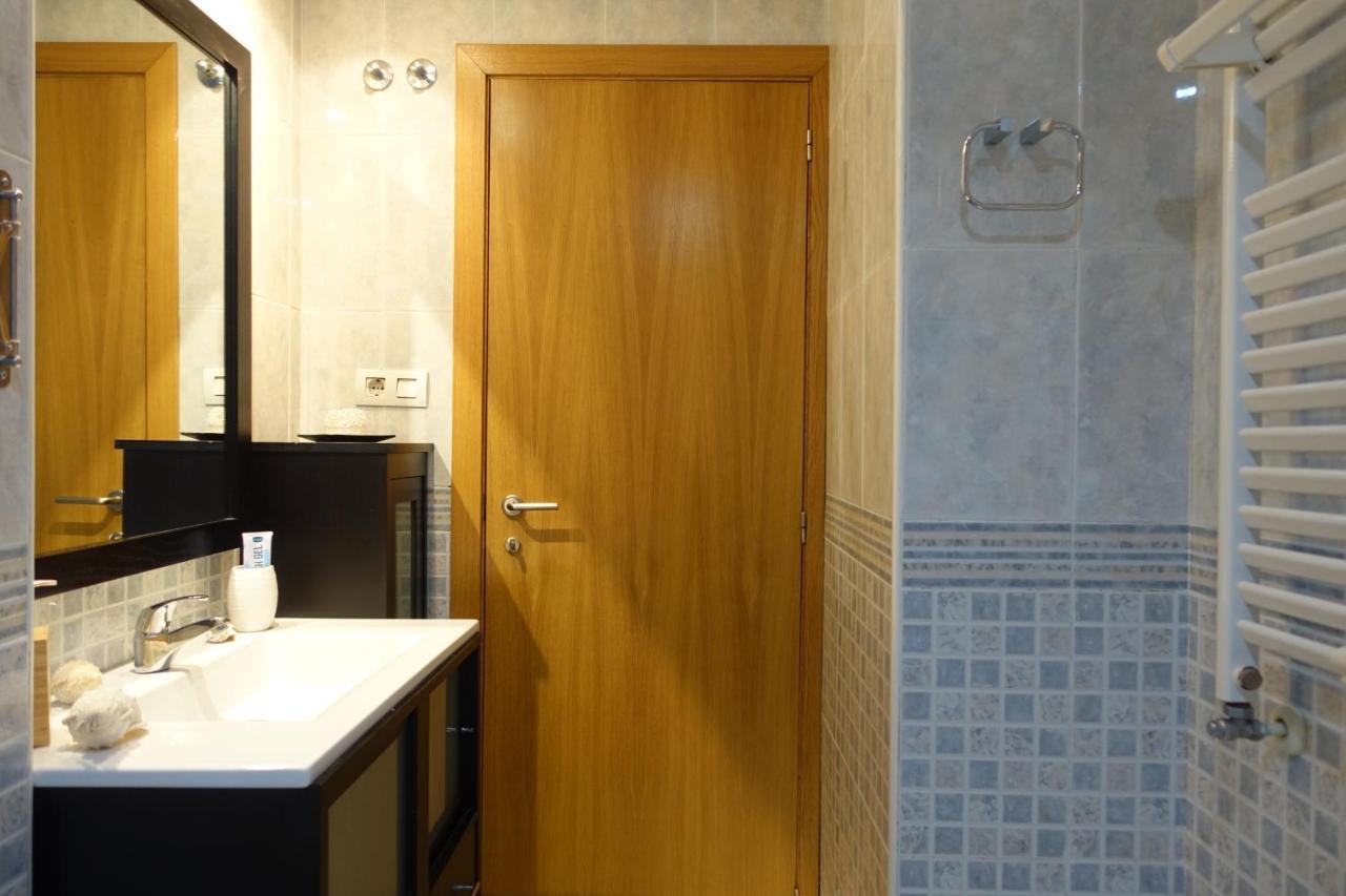 ☆The Peaceful Valencia Homestay☆ W/ Terrace⌘Parking⌘Bbq מראה חיצוני תמונה