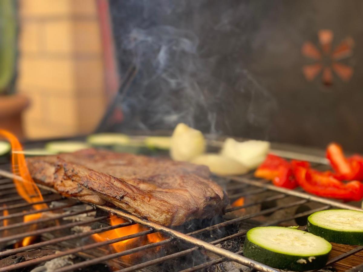 ☆The Peaceful Valencia Homestay☆ W/ Terrace⌘Parking⌘Bbq מראה חיצוני תמונה
